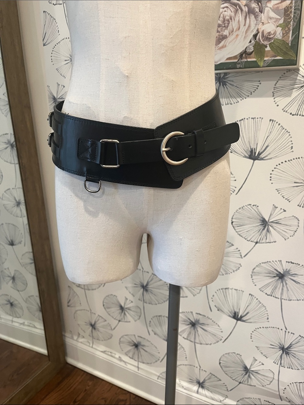MaxMara Black RARE S Wide Leather Waist Belt with Round Silver Buckle Y2K